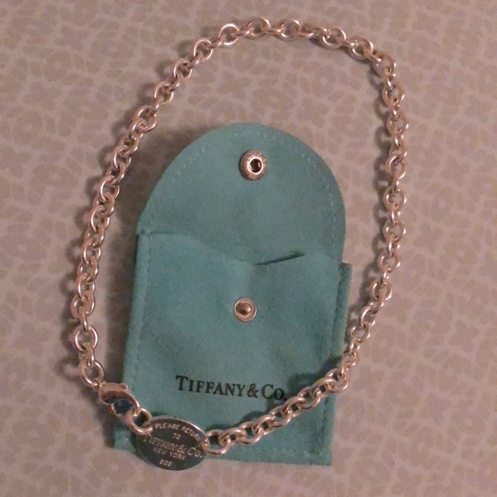 Tiffany & Co.
Return to Tiffany Choker - Sterling